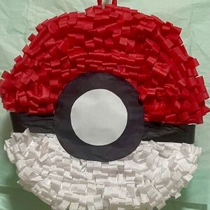 Pokemon Round Pinata